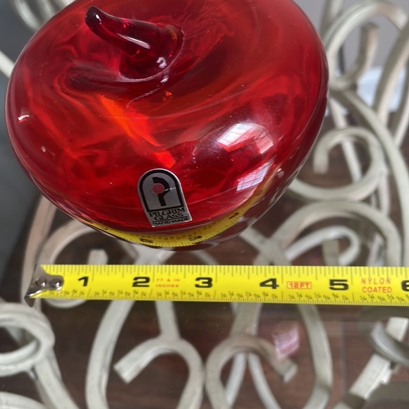 Pilgrim glass Vintage hand blown red apple paperweight excellent condition - Picture 5 of 8